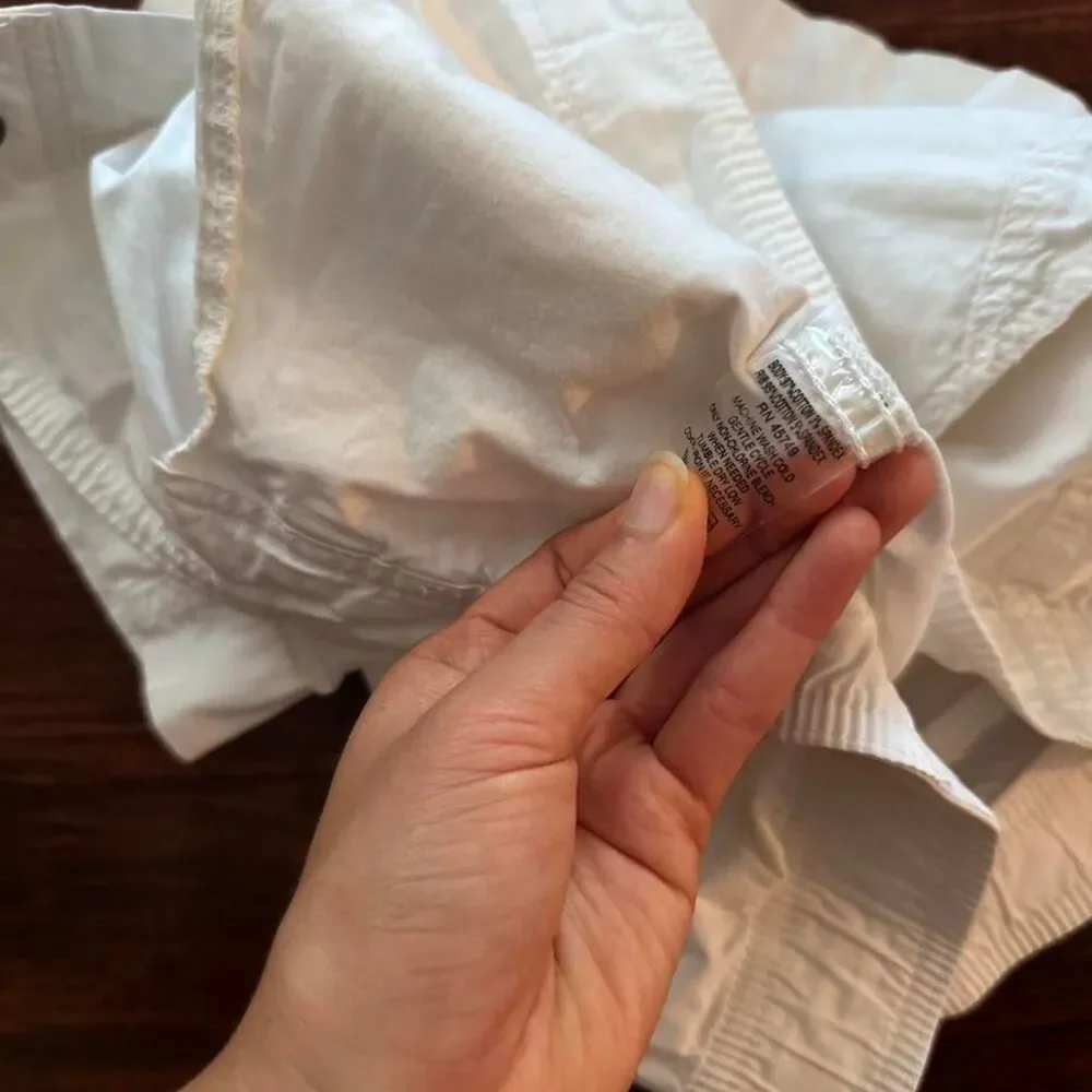 Bay-trading Women's White and Cream Shorts